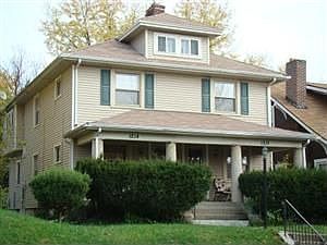 1st image of 1212 Everett Dr