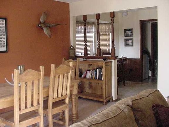 3rd image of 513 Crown Dr