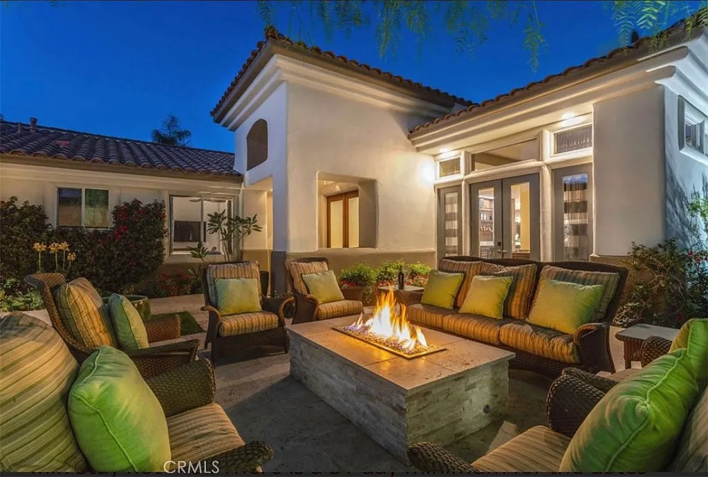 3 bed, 3.5 bath, 3100 sqft, $13,000 — Photo 1