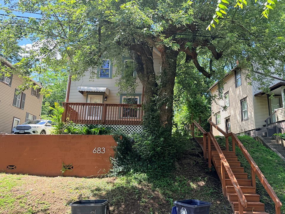 1st image of 683 Sharon St