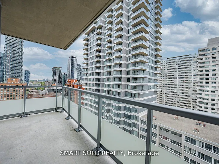 25 Holly St #2003 — Photo 21