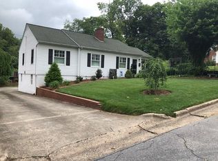 1008 Grove Ave SW, Lenoir, NC 28645