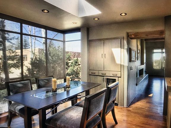 3rd image of 889 Camino Del Este