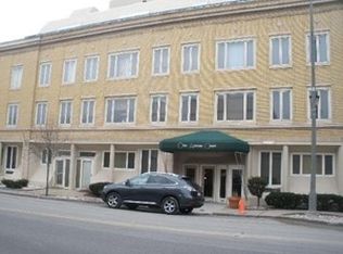 6337 Roosevelt Rd #A1, Berwyn, IL 60402