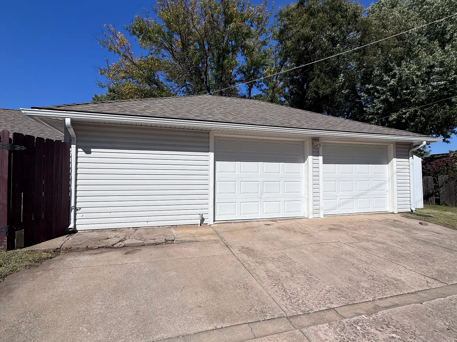 3 bed, 1.5 bath, 1232 sqft, $1,500 — Photo 3