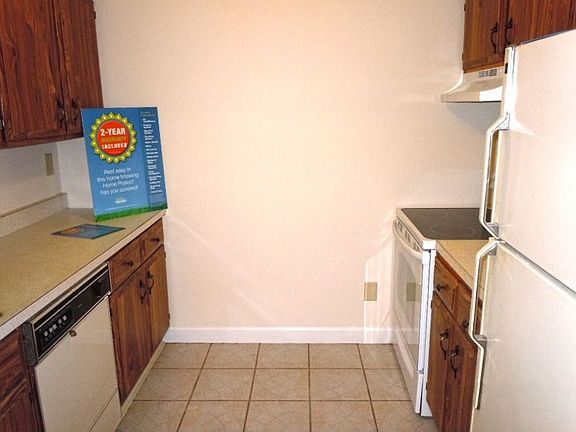 Kitchen with Generous Counter Space and Ample Cabinets