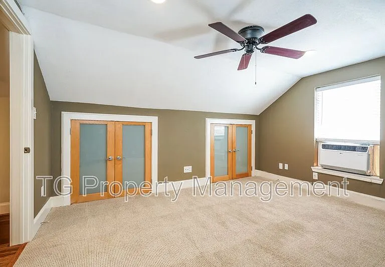 4536 Capitol Ave — Photo 14