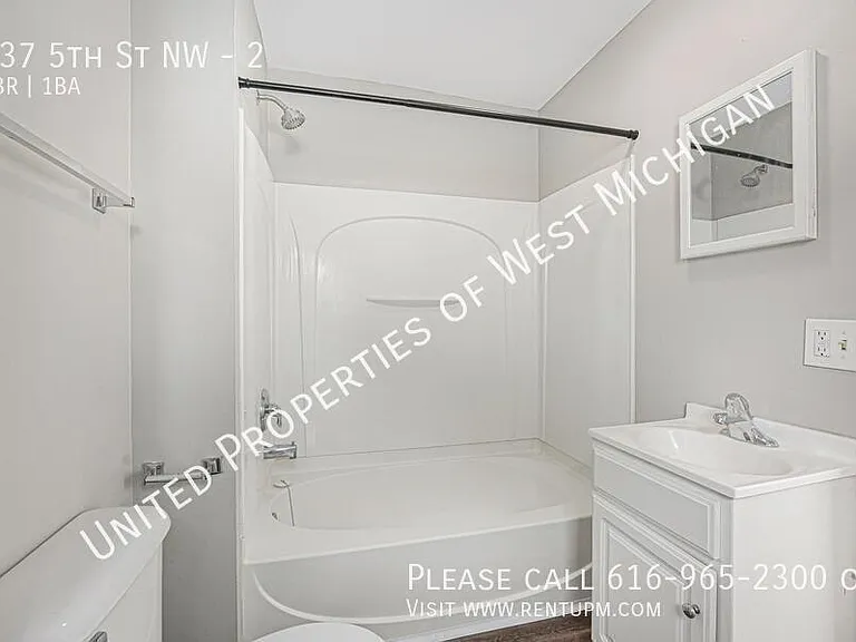737 5th St NW #2 — Photo 10