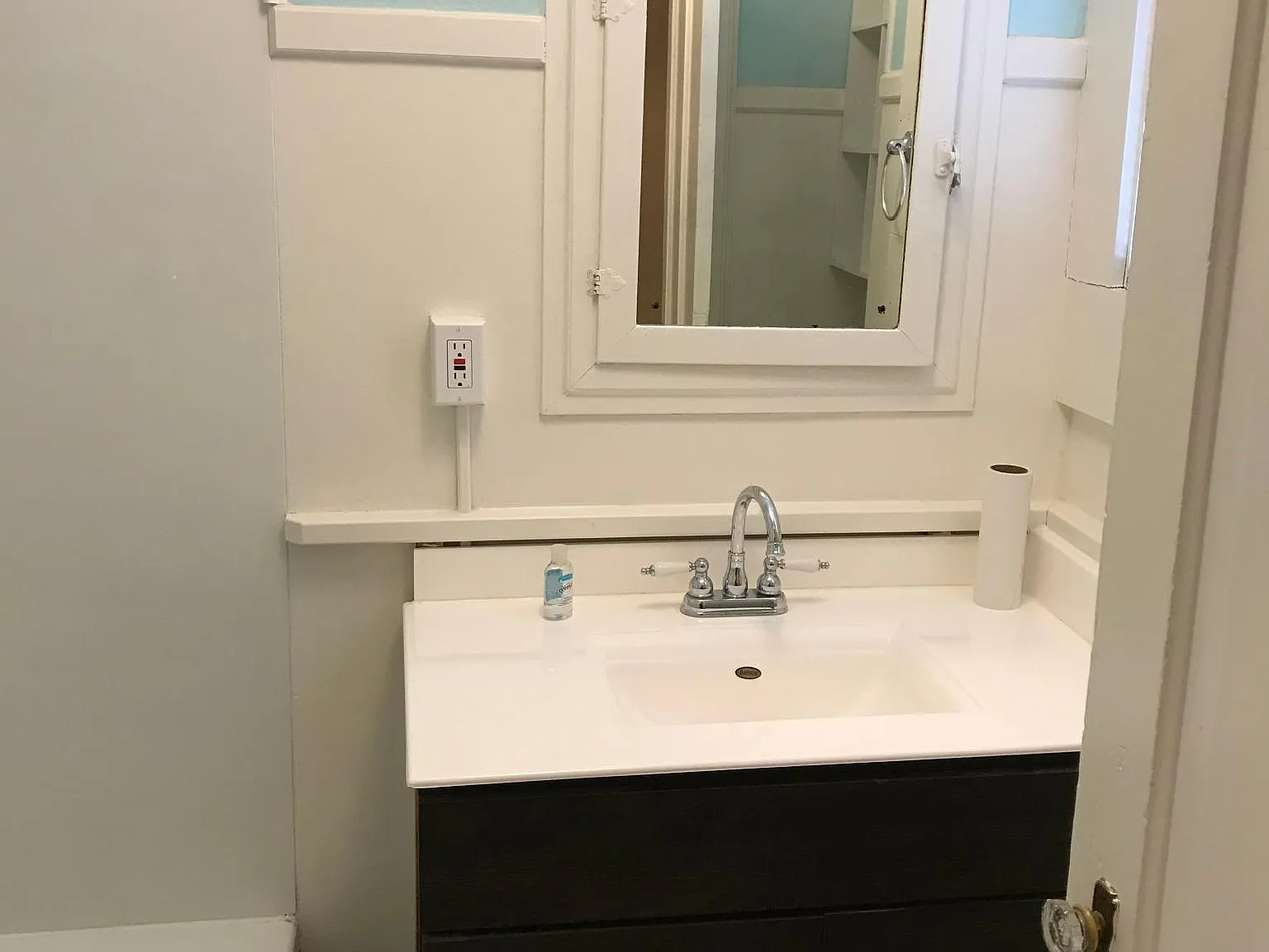 402 E Mcpherson Street — Photo 2