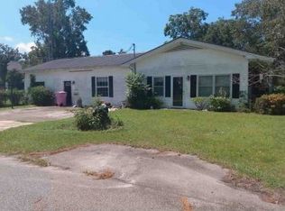 406 Cleveland St, Mullins, SC 29574