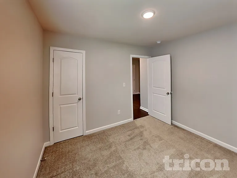 2823 Buzz St — Photo 14