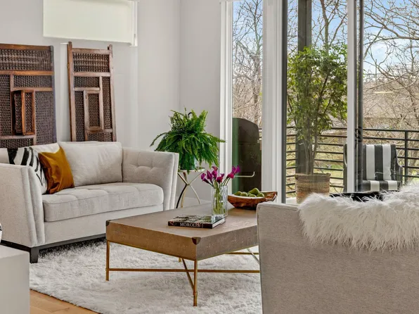 5002 Pecan Springs Rd #8, Austin, TX 78723