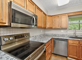 421 Redding Rd APT 70, Lexington, KY 40517