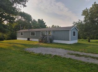 204 W 8th St, Hamilton, MO 64644