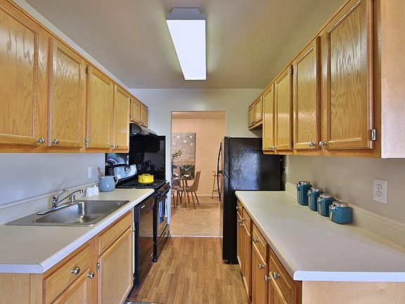 2nd image of 3456 Carriage Hill Cir #C3560001