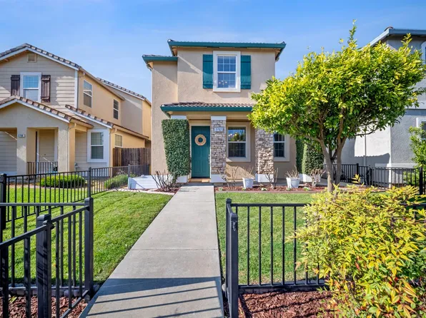 2792 Crested St, West Sacramento, CA 95691
