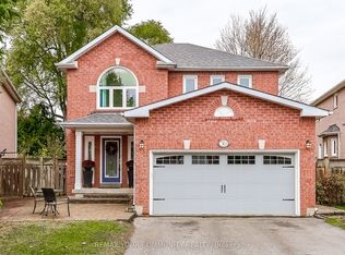 30 Crimson Ct, Richmond Hill, ON L4C 0J5