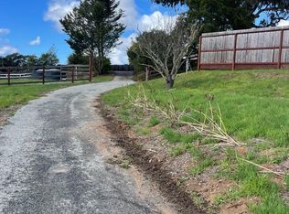 17049 McGuffie Rd, Salinas, CA 93907