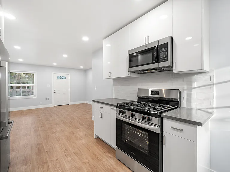 536 Concord St #542 — Photo 8