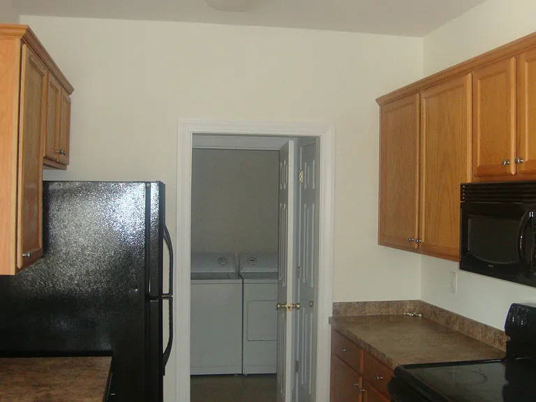 2017 Silvercrest Dr #25-G — Photo 2