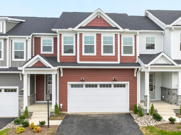 1370 Marcella St, Charlottesville, VA 22911