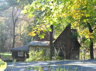 1802 Independent Rd, Breinigsville, PA 18031