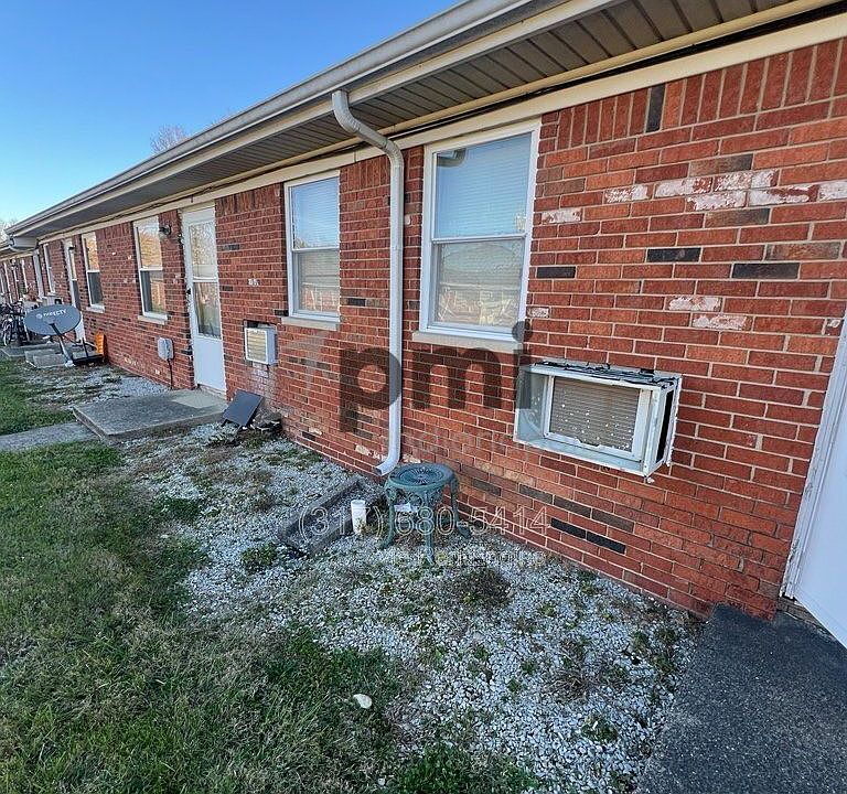 1st image of 120 William Dr APT L