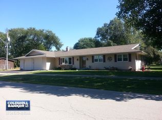 265 W 1st St, Braidwood, IL 60408