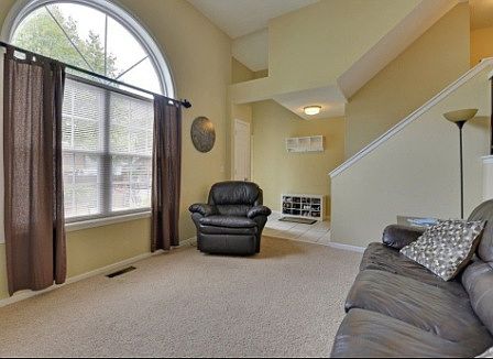 2nd image of 6553 Regency Ln