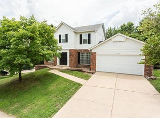 2473 Forest Leaf Pkwy, Ballwin, MO