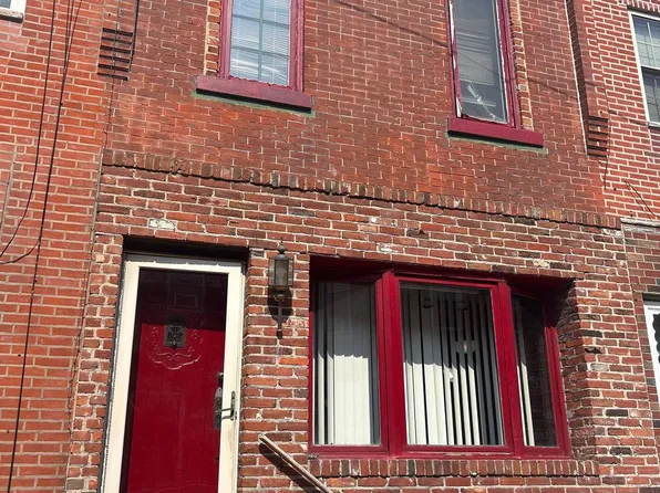 1017 Daly St, Philadelphia, PA 19148