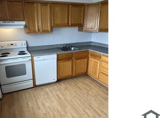 122 Bladen Rd, Baltimore, MD 21221