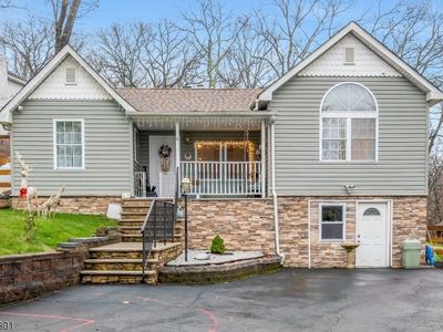 8 N Cape Trl, Rockaway, NJ, 07866