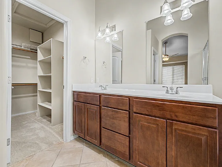 6932 W Blackhawk Dr — Photo 23