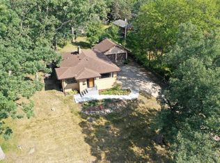 11414 Oakvale Rd S, Minnetonka, MN 55305