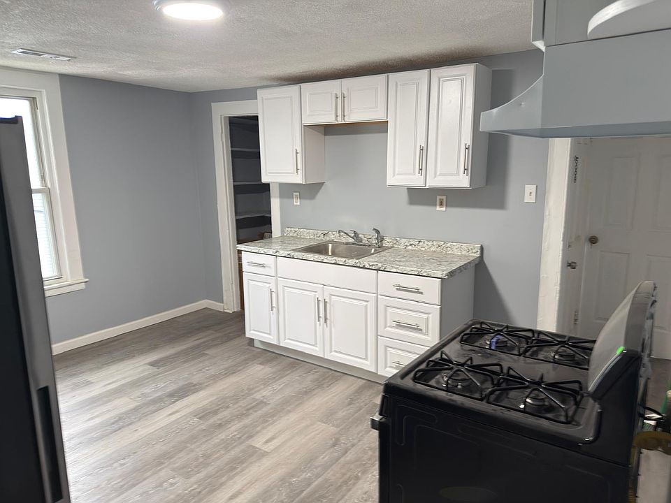 1st image of 45 Harral Ave #1