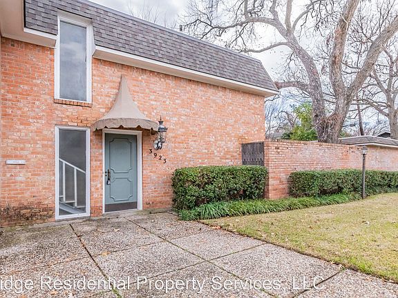 2nd image of 3923 Clarke Ave
