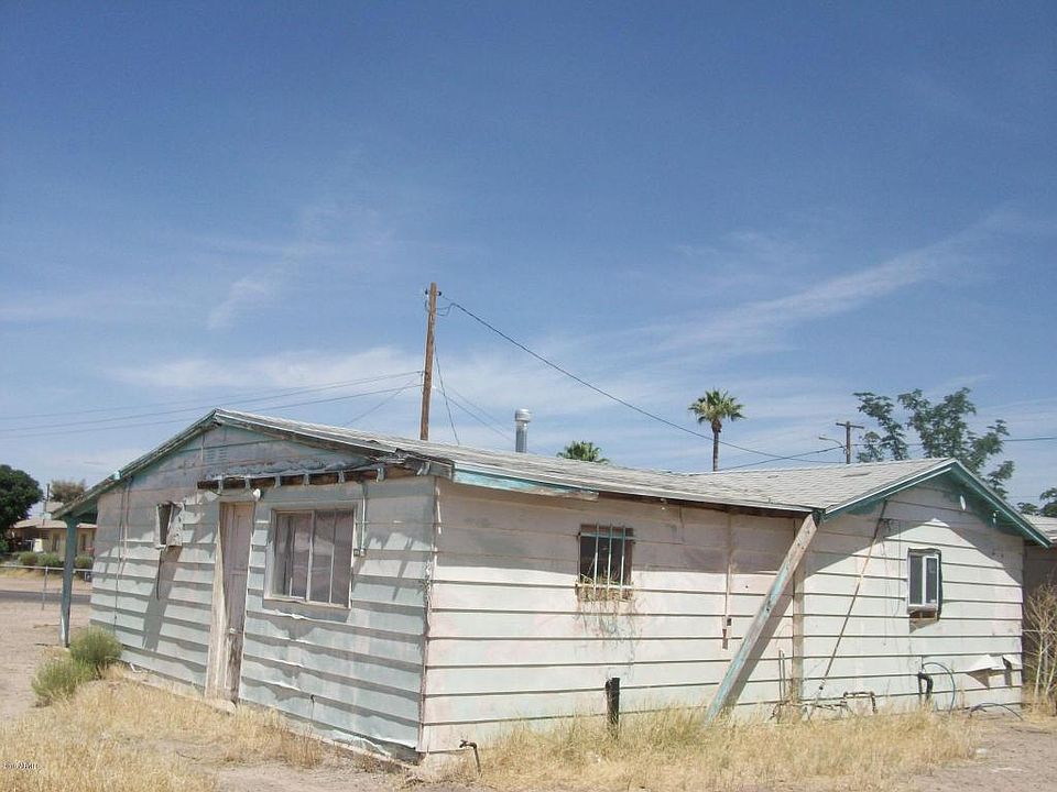 1st image of 809 N Myers Blvd