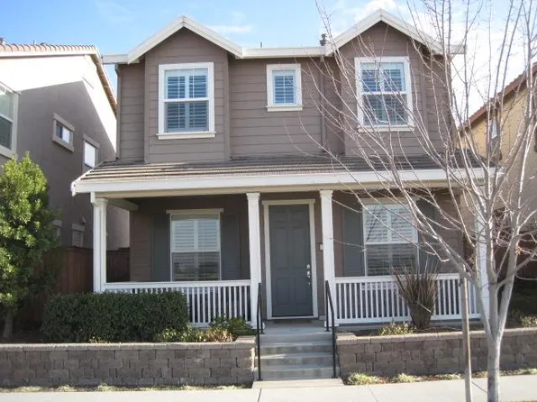 3104 Village Plaza Dr, Roseville, CA 95747