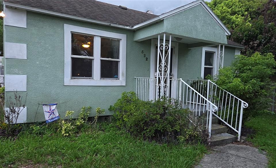 1st image of 522 W 13th St