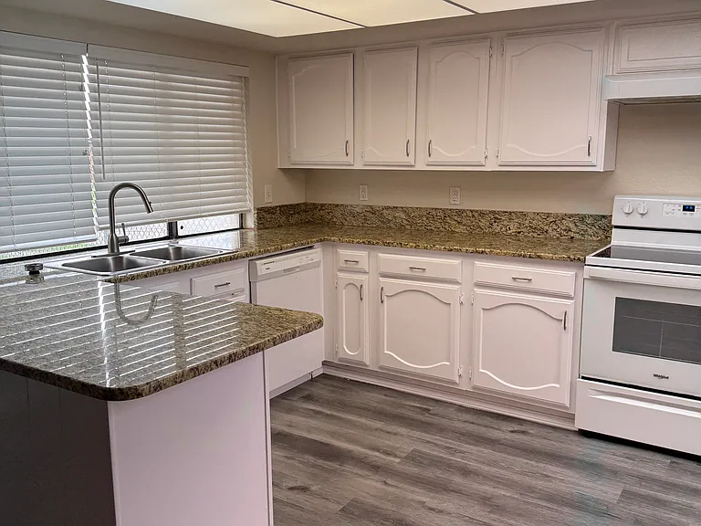 6117 Scenic Dr — Photo 4