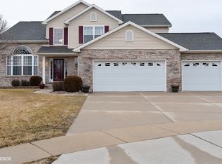 2326 Clifton Ct, Normal, IL 61761