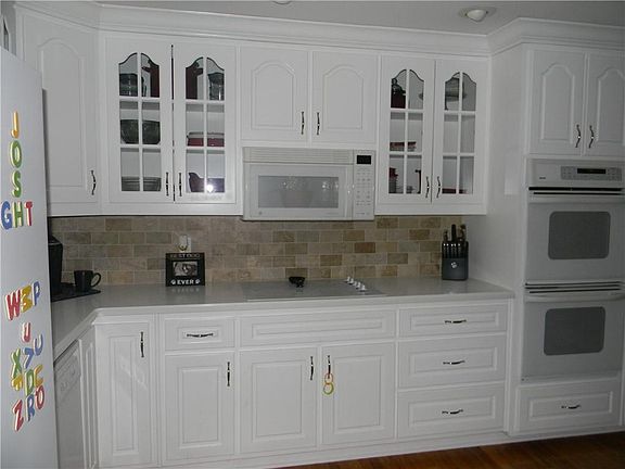 4th image of 855 W Lake Dr
