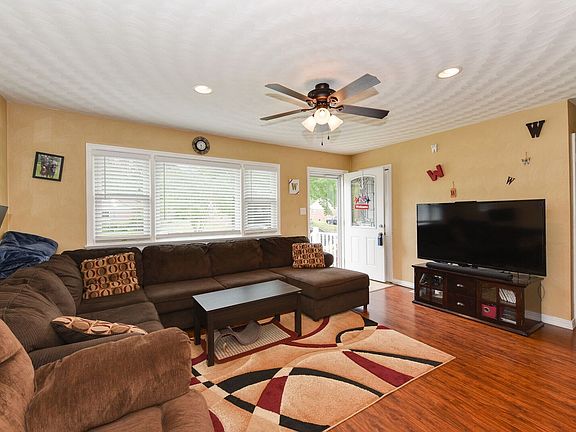 5th image of 3741 Linnet Ln