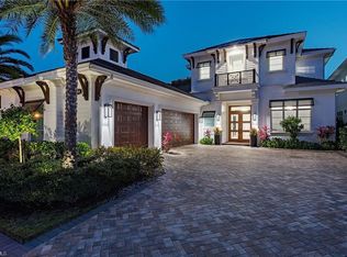 6830 Mangrove AVE, NAPLES, FL 34109