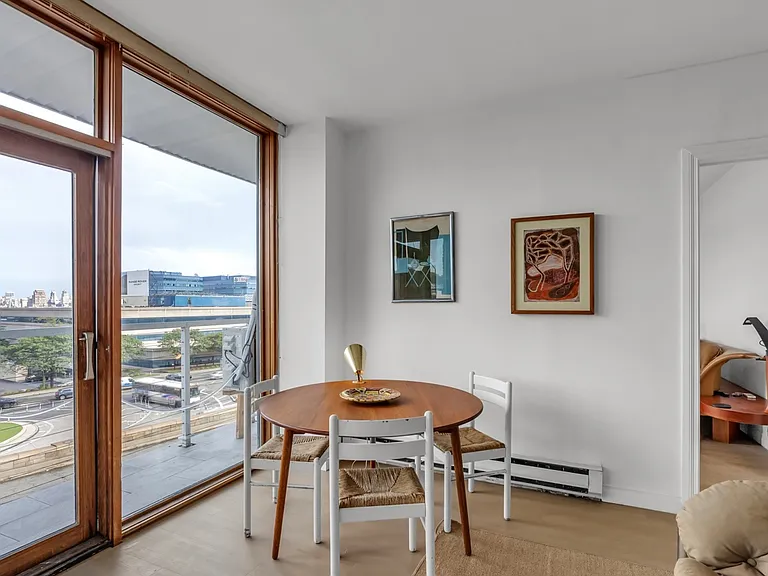 261 Park Ave #3 — Photo 22