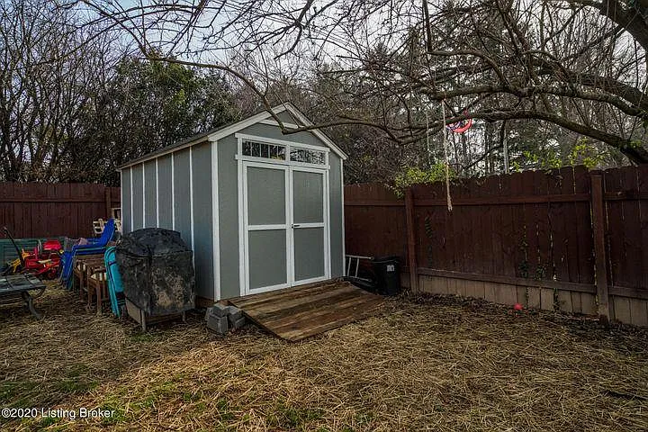 5203 Baywood Dr — Photo 26