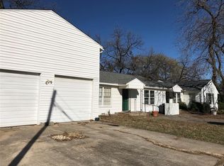 305 W Purnell Rd, Lewisville, TX 75057
