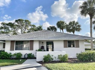 835 Club Dr, Palm Beach Gardens, FL 33418