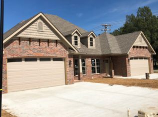 2555 Marie Dr, Conway, AR 72034